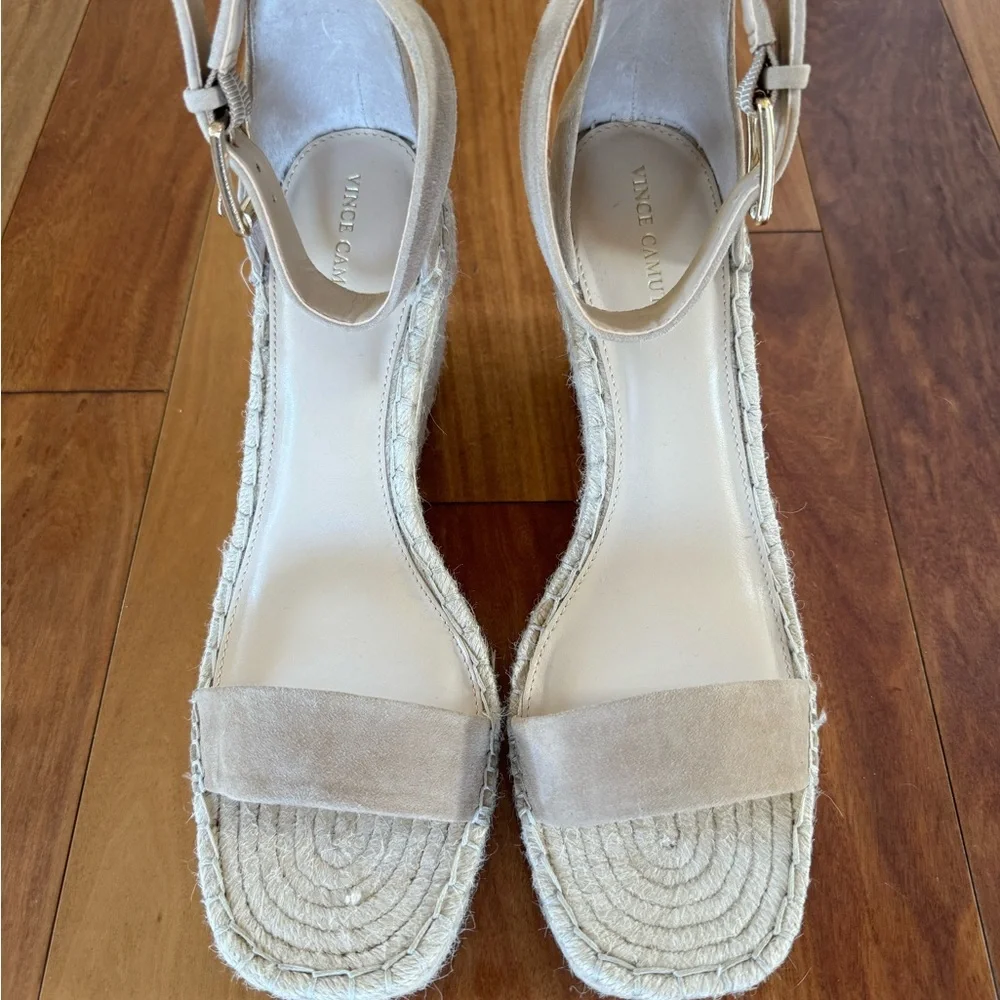 Vince Camuto Meddrina wedge sandal, NEW